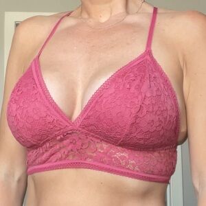 Xhilaration Lace Bralette Duo in Red and Cream